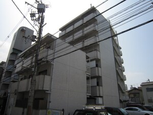 ロイヤルクレイン玉出　Ｂ棟外観写真