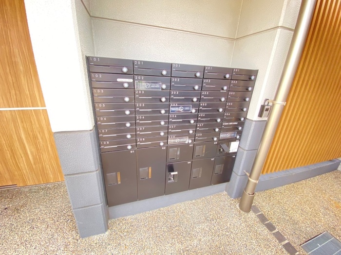 物件外観写真4　(建物設備)