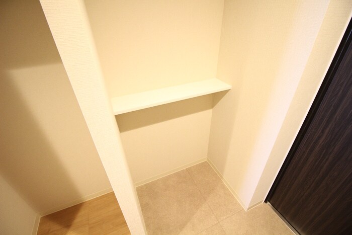 物件内観写真10　(収納)