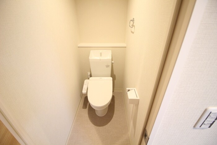 物件内観写真13　(トイレ)