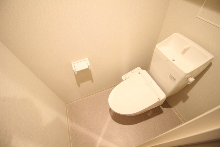 物件内観写真13　(トイレ)