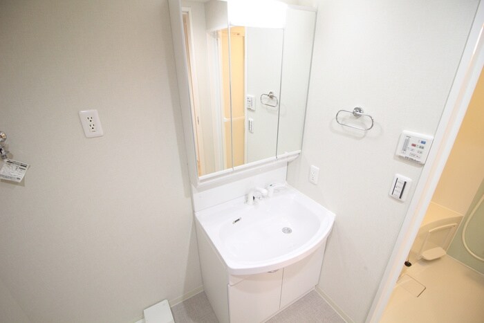 物件内観写真14　(洗面)