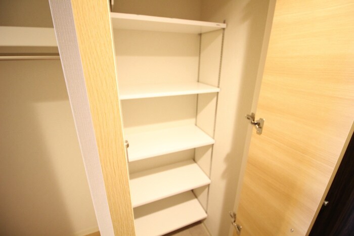 物件内観写真15　(靴箱)