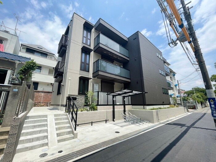 物件外観写真1　(外観写真)