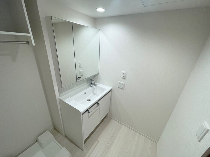 物件内観写真13　(洗面)