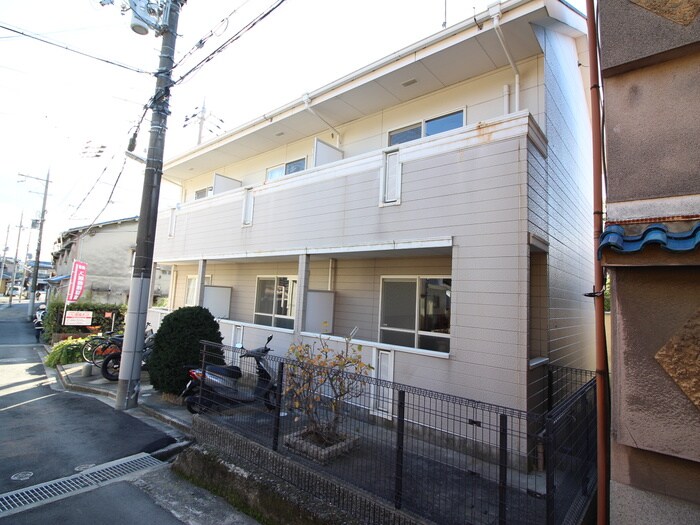 物件外観写真2　(外観写真)