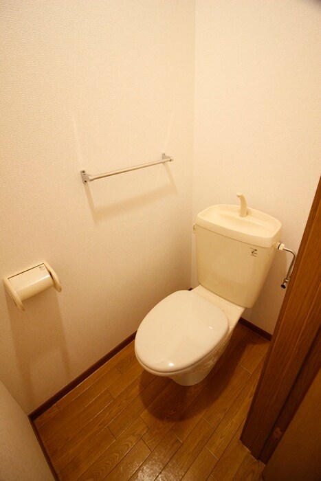 物件内観写真9　(トイレ)