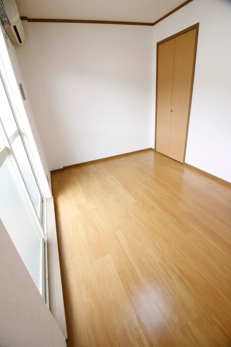 物件内観写真17　(居室)