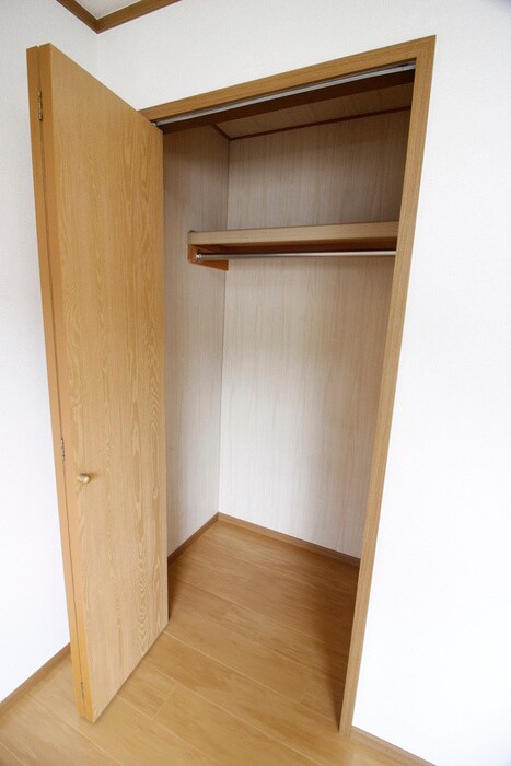 物件内観写真18　(収納)