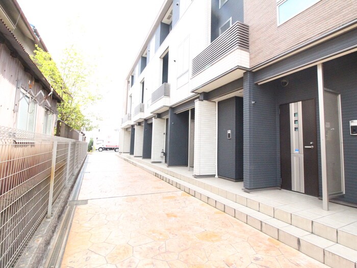 物件外観写真3　(外観写真)