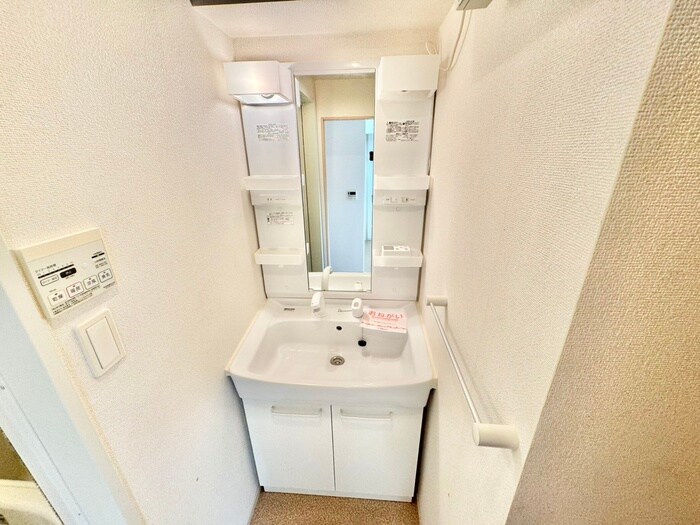 物件内観写真14　(洗面)