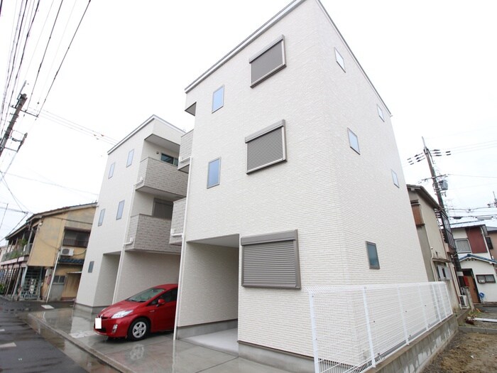 物件外観写真2　(外観写真)