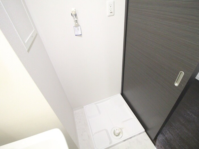 物件内観写真9　(洗濯機置場)