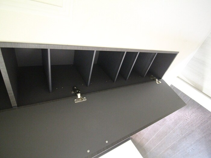 物件内観写真14　(靴箱)