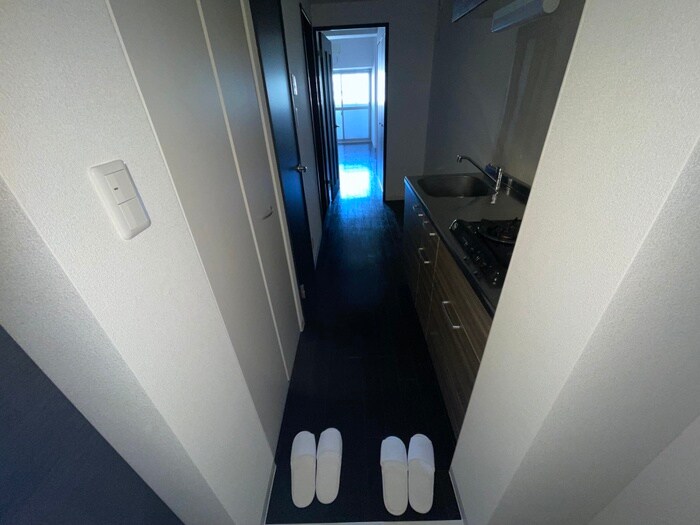 物件内観写真16　(廊下)