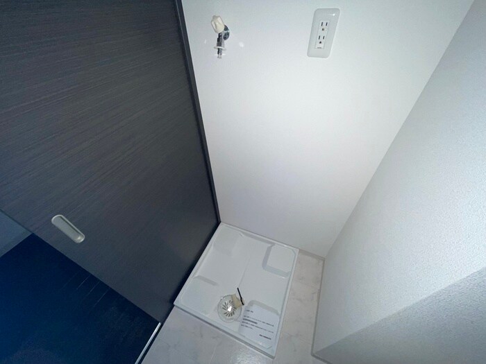 物件内観写真17　(洗濯機置場)