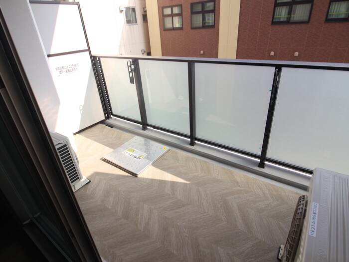 物件内観写真14　(ベランダ・バルコニー)