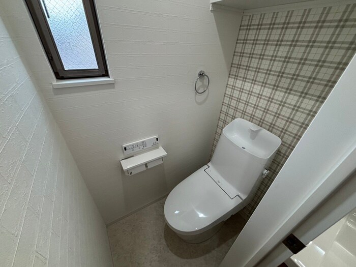 物件内観写真11　(トイレ)