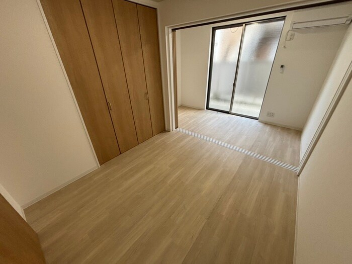 物件内観写真12　(居室)