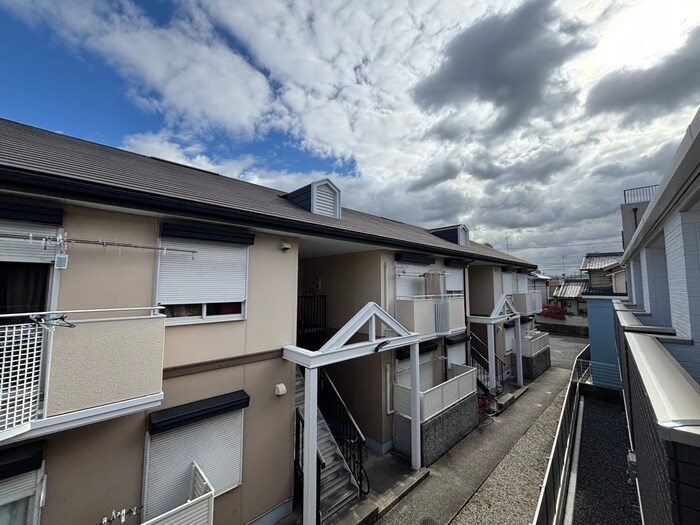 物件内観写真16　(室内からの展望)