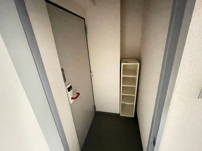 物件内観写真15　(玄関)