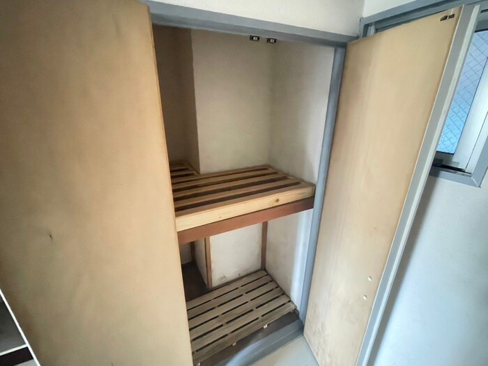 物件内観写真22　(収納)