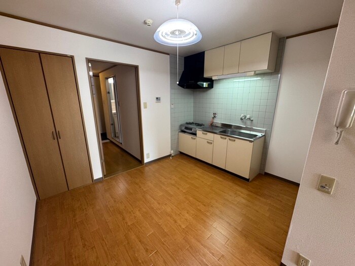 物件内観写真7　(居室)