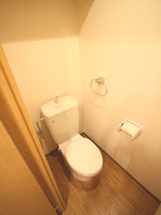 物件内観写真10　(トイレ)