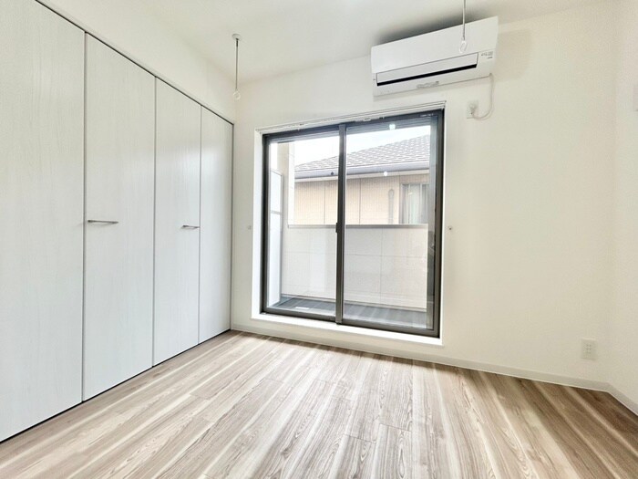 物件内観写真8　(居室)