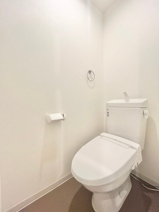 物件内観写真12　(トイレ)