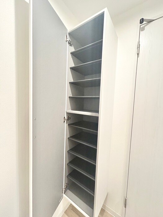 物件内観写真15　(靴箱)