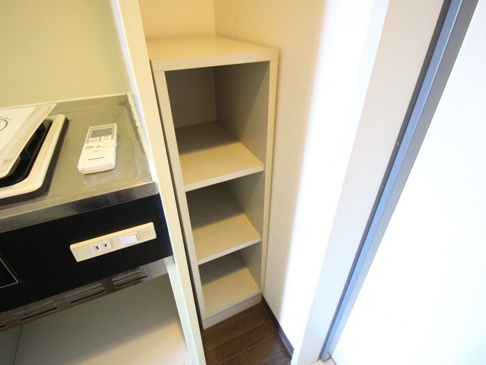 物件内観写真5　(玄関)