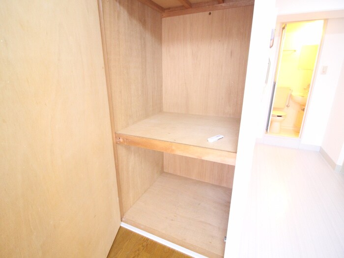 物件内観写真15　(収納)