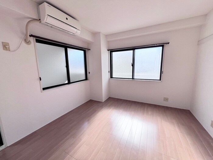 物件内観写真5　(居室)