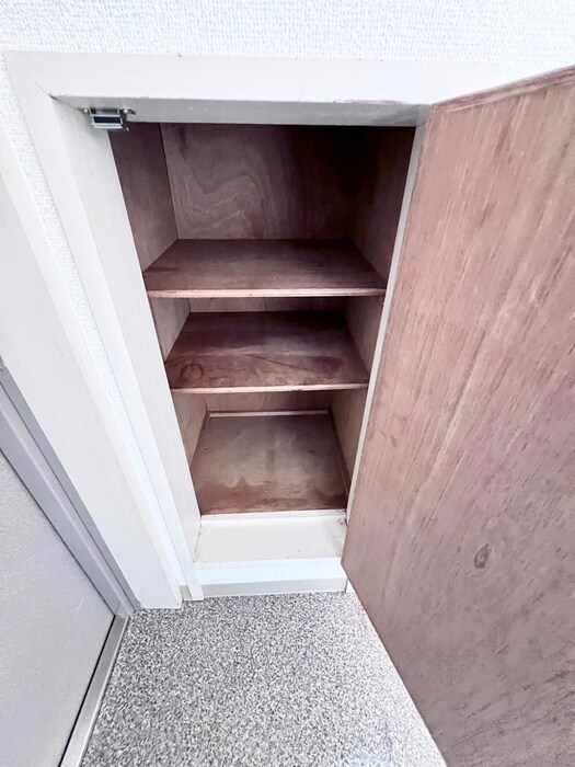 物件内観写真12　(靴箱)