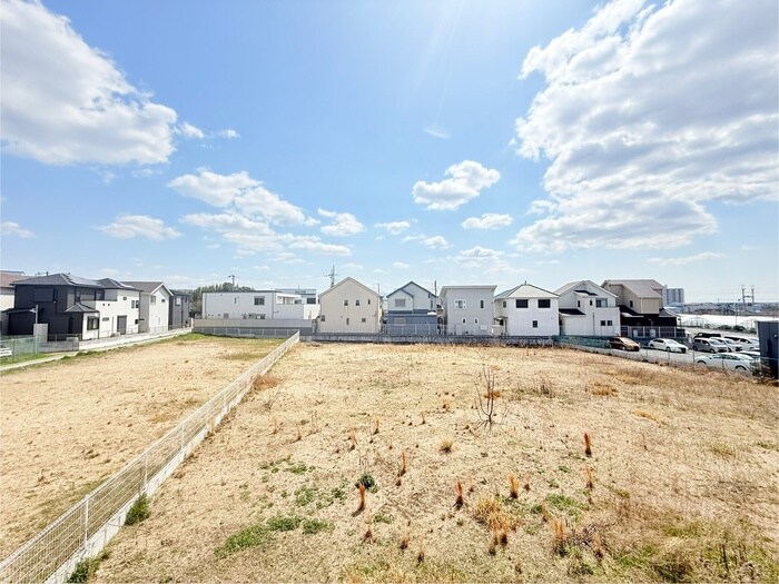 物件内観写真21　(室内からの展望)