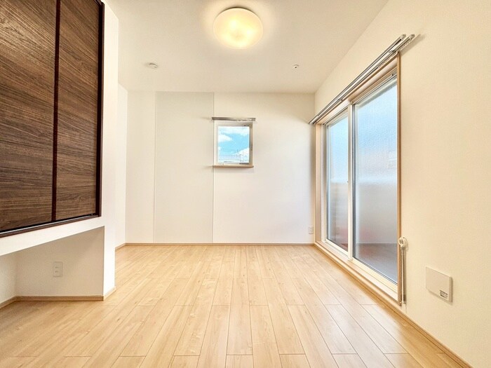 物件内観写真7　(居室)