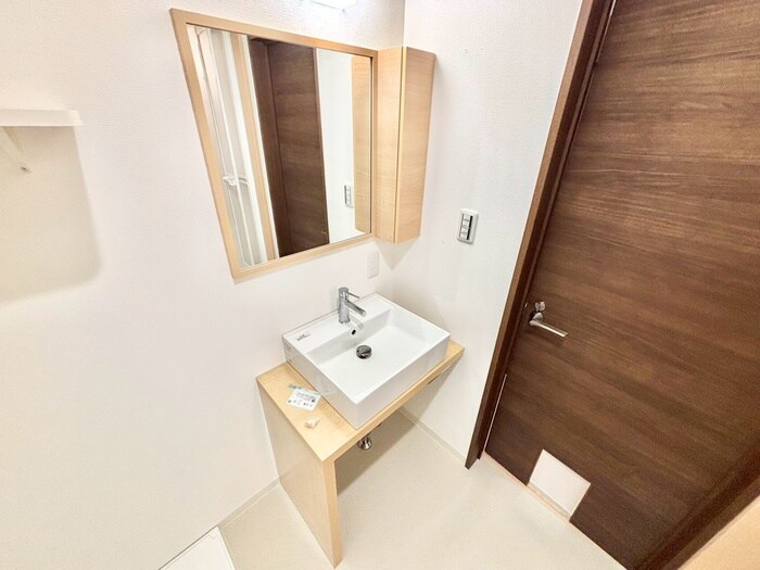 物件内観写真10　(洗面)