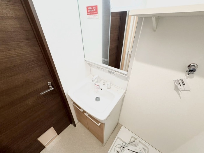 物件内観写真11　(洗面)