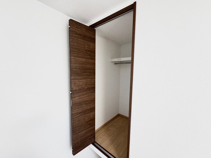 物件内観写真21　(収納)