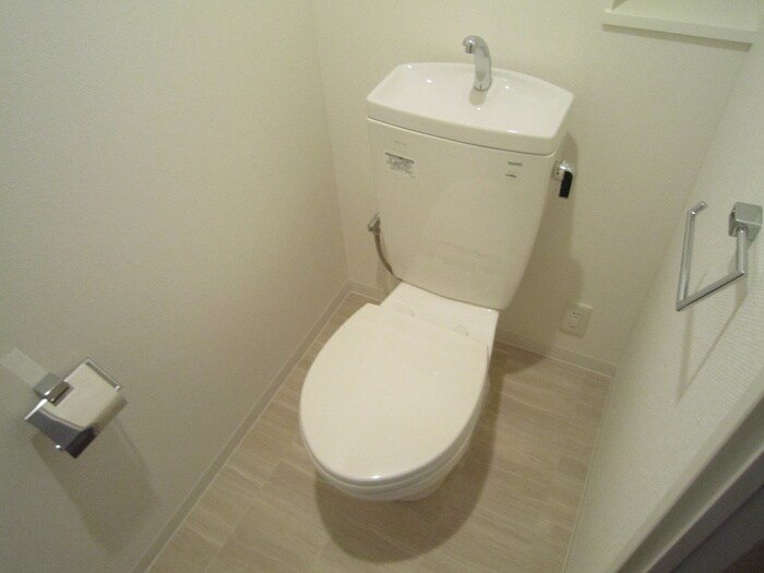 物件内観写真11　(トイレ)