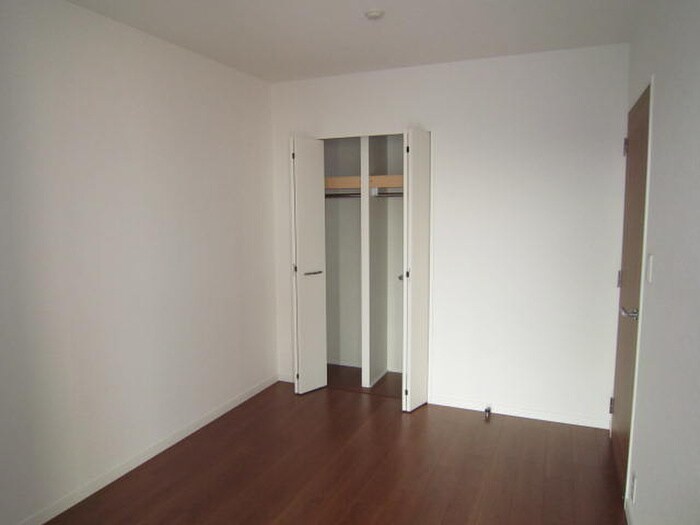 物件内観写真16　(居室)