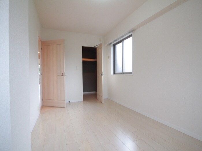 物件内観写真16　(居室)