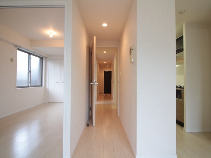 物件内観写真19　(廊下)