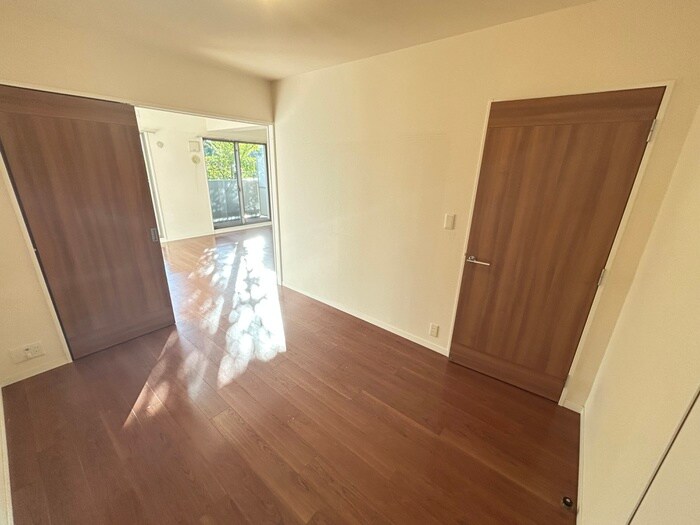 物件内観写真21　(居室)