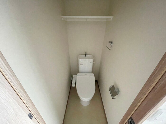 物件内観写真12　(トイレ)