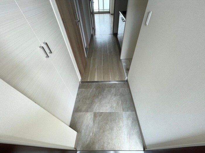 物件内観写真17　(廊下)