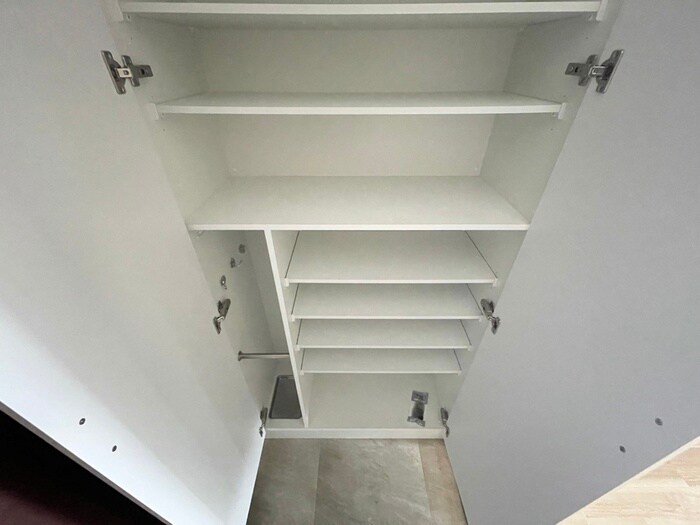 物件内観写真18　(廊下)