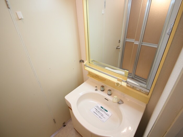 物件内観写真13　(洗面)