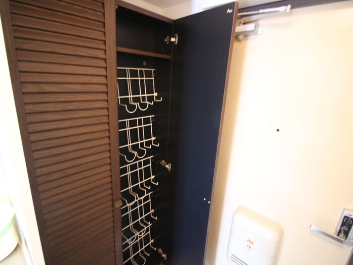 物件内観写真16　(靴箱)